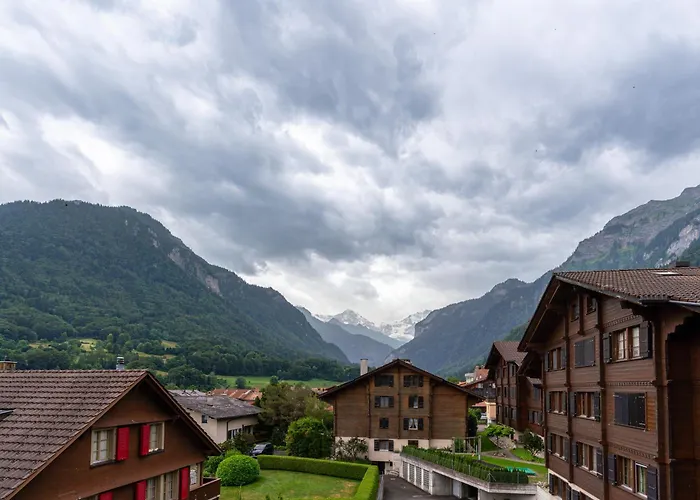 Alpine View With Balcony Near Interlaken דירה