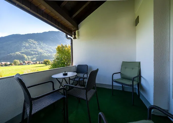 Alpine View With Balcony Near Interlaken